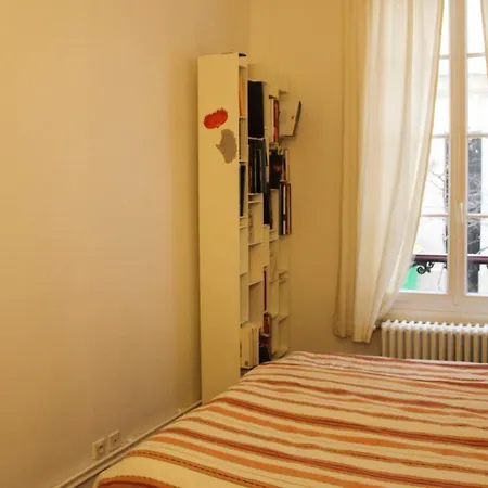 Lovely Spacious Nest Near Pigalle Paris