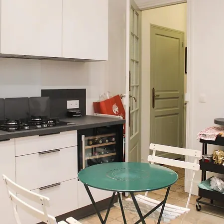 Lovely Spacious Nest Near Pigalle Paris